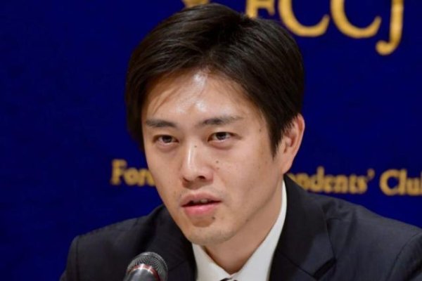 汇巨福配资 第一位女首相上台，源于一场精心策划的“奇袭”